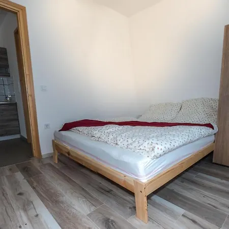 Feda Apartmanhaz *