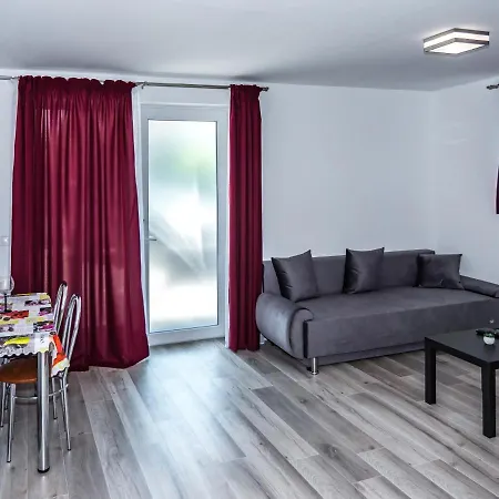 Feda Apartmanhaz * Balatonboglar